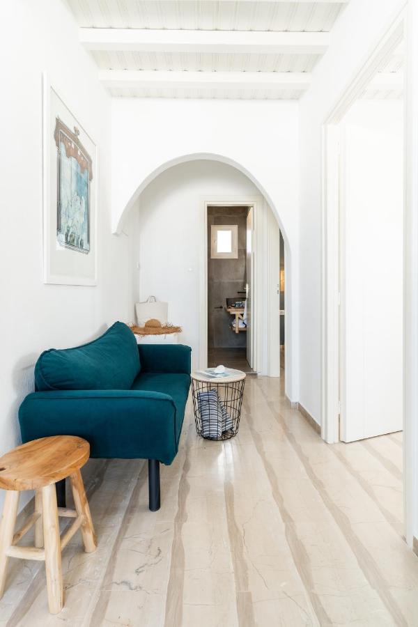 Haka Suites Mykonos Town ภายนอก รูปภาพ