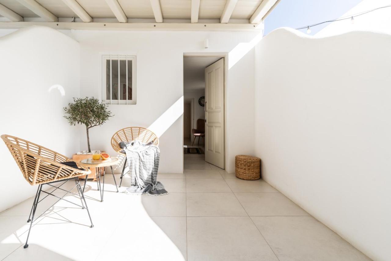 Haka Suites Mykonos Town ภายนอก รูปภาพ