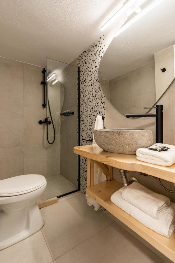 Haka Suites Mykonos Town ภายนอก รูปภาพ