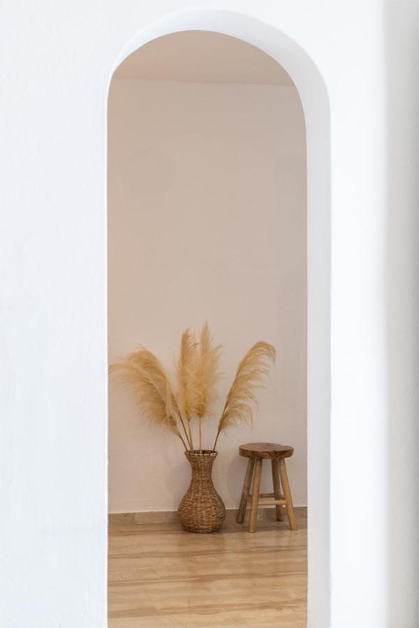 Haka Suites Mykonos Town ภายนอก รูปภาพ